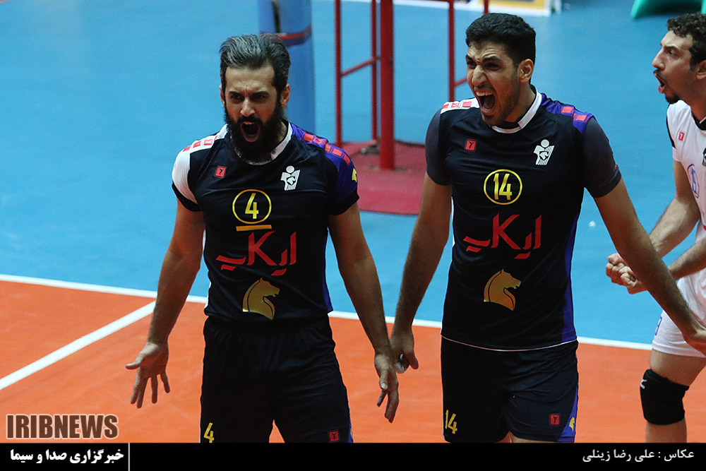 امروز بانک سرمایه - پیکان کدام قهرمان نیم فصل میشود ؟ امروز بانک سرمایه - پیکان کدام قهرمان نیم فصل میشود ؟