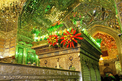 حرم شاهچراغ (ع) در شب عید غدیرخم غرق در نور و شادی (موقع غروب)