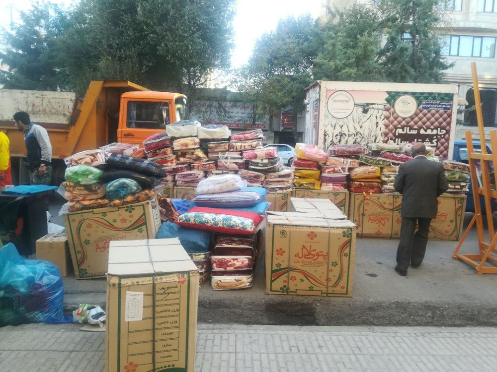 ارسال کمکهای مردم باشت به مناطق زلزله زده غرب کشور