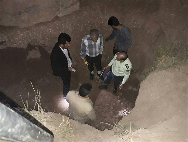 دستگیری حفاران غیر مجاز در چناران