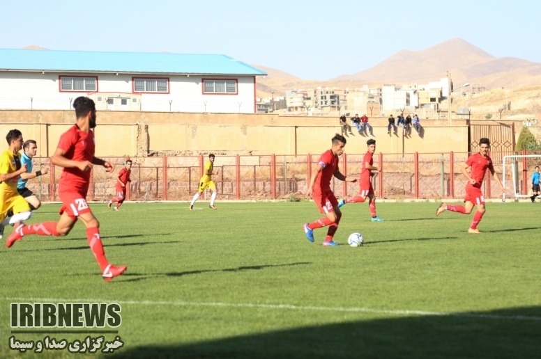 تیم آوالان کامیاران بازی را به تیم میهمان واگذار کرد