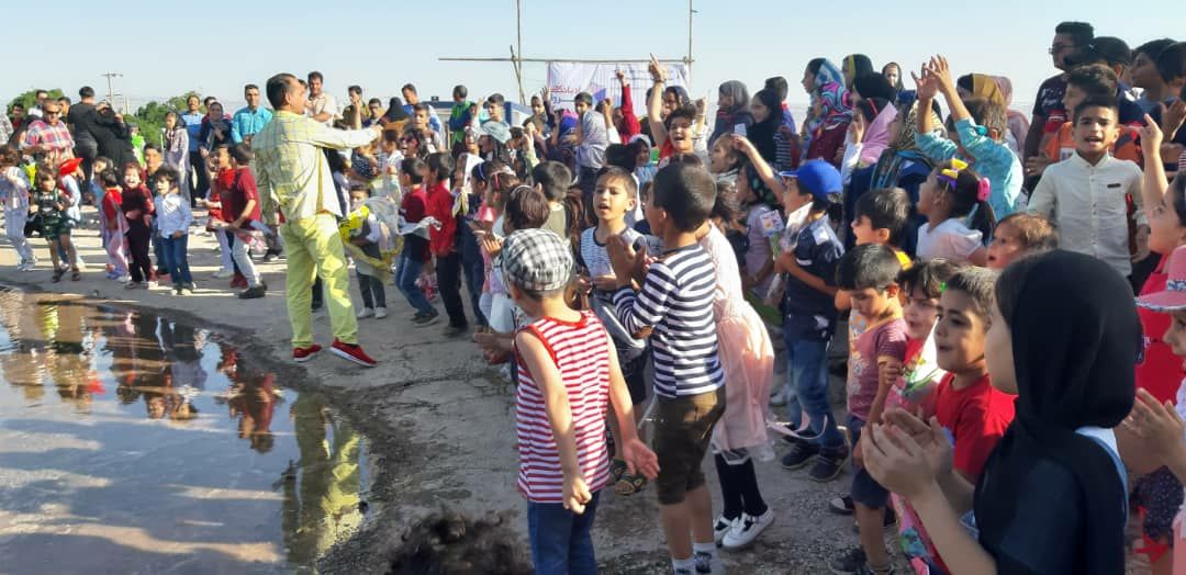 جشنواره پرواز بادبادکها در شهر جدید بینالود