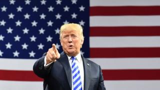 ترامپ: با استیضاح راحت تر در انتخابات آمریکا پیروز می شوم