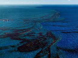 لکه نفتی در آب&zwnj;های قطب شمال