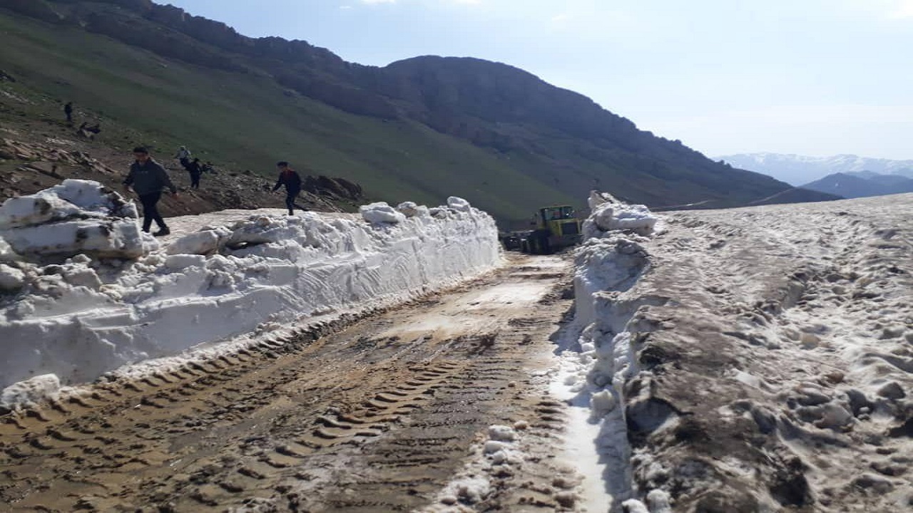 بازگشایی گردنه سپارده در الموت بازگشایی گردنه سپارده در الموت