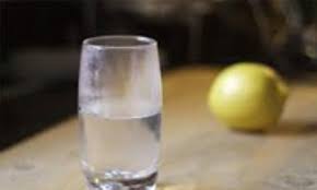 خواص نوشیدن آب گرم