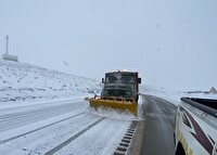 مه آلودگی و لغزندگی جاده‌های استان همدان