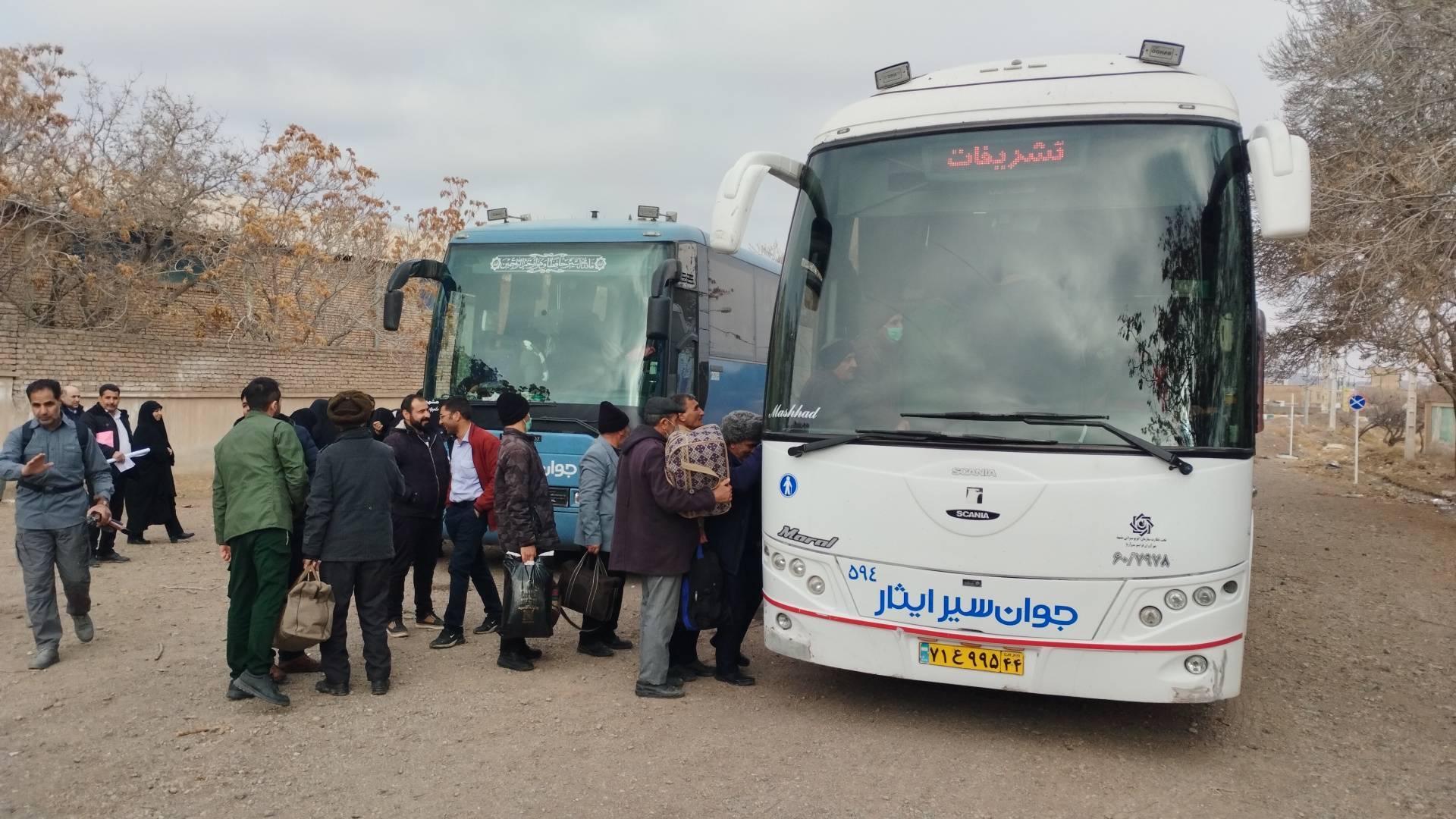 اعزام کاروان راهیان نور شهرستان باخرز خراسان رضوی به مناطق عملیاتی جنوب