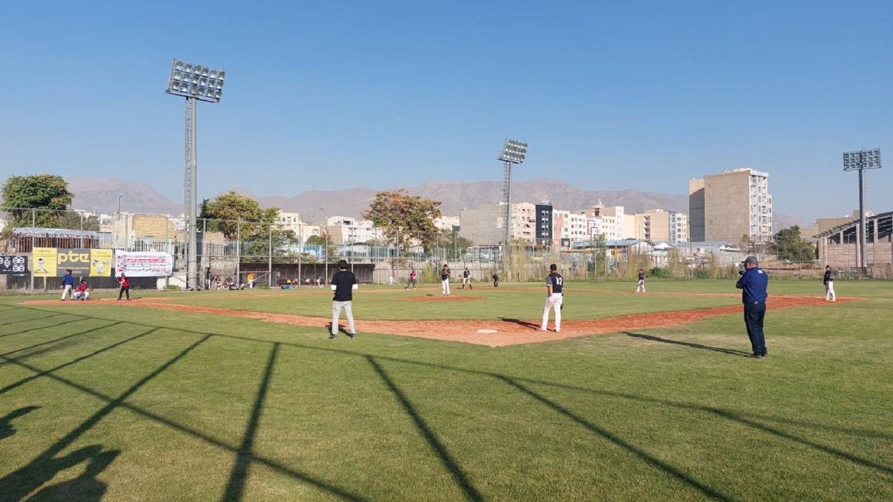 البرز مسابقات بیسبال قهرمانی غرب آسیا