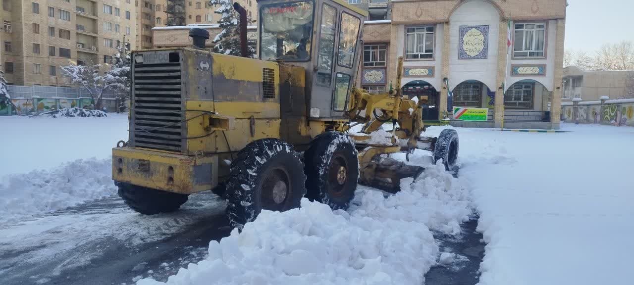 پاکسازی ۲۴ میلیون متر مربع از معابر برفی   ارومیه