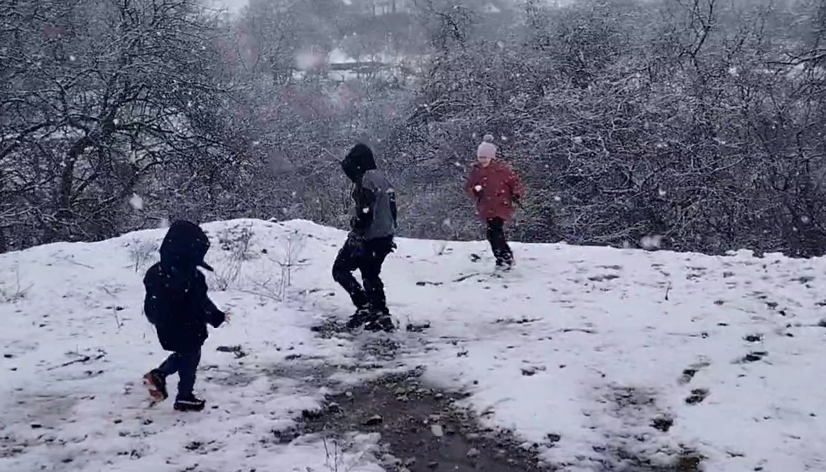 جمعه برفی و بارانی گیلان