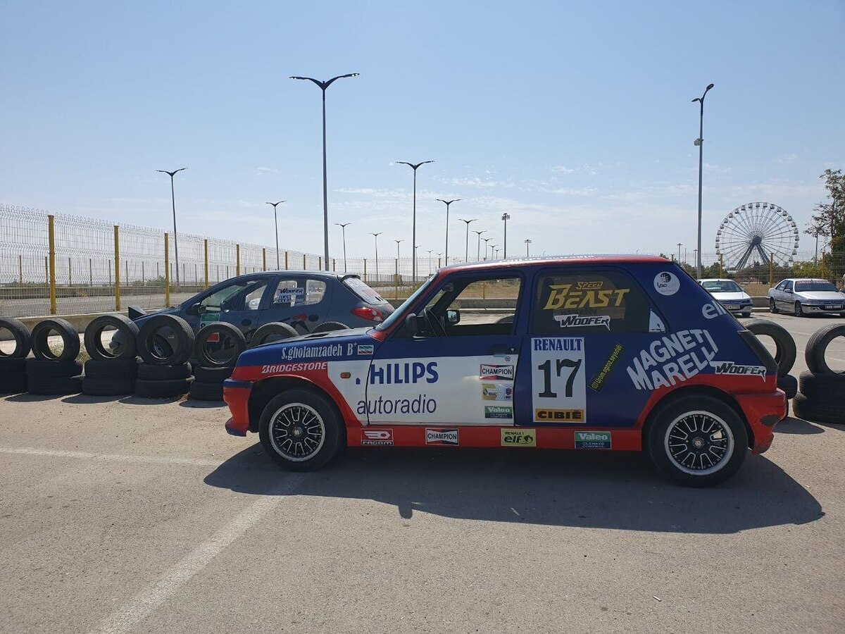 تجلیل از برترینهای مسابقه کشوری اتومبیلرانی درگ در ارومیه تجلیل از برترینهای مسابقه کشوری اتومبیلرانی درگ در ارومیه