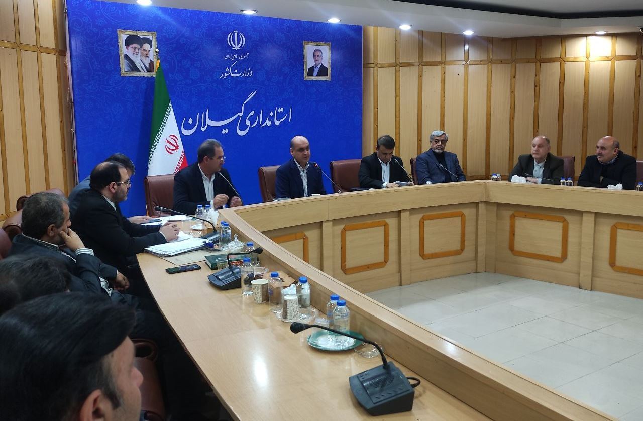 تاکید بر نقش مساجد به عنوان محور اصلی فعالیت‌های فرهنگی و اجتماعی محله محور