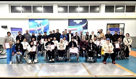 نخستین رقابت پاراشمشیربازان برای تیم ملی