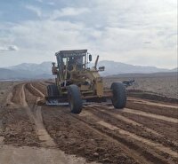 مشارکت اهالی روستای برازق ششتمد در بهسازی راه روستایی