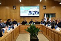 سرمایه‌ گذاری‌ ها باید به سمت صنایع دانش‌ بنیان سوق یابد