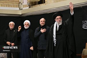 مراسم عزاداری شب عاشورای حسینی (علیه‌السلام) با حضور رهبر انقلاب