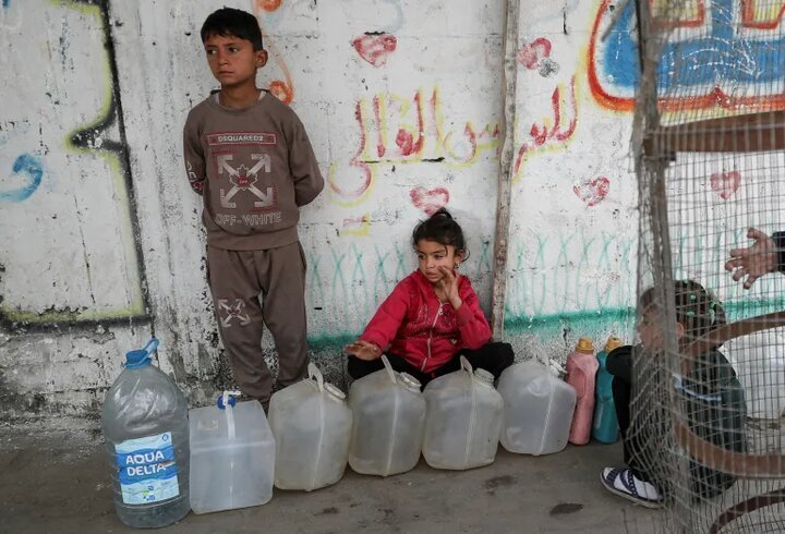 ۷۰۰ فلسطینی در صفوف دریافت آب شهید شده‌اند