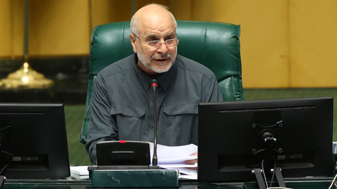 هرگونه تحرک در زمینه آژانس باید بر مبنای قانون انجام شود