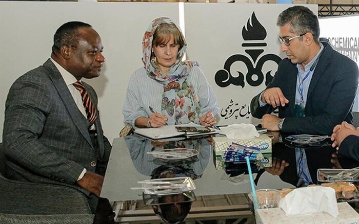 ساحل عاج خواستار همکاری با صنعت پتروشیمی ایران