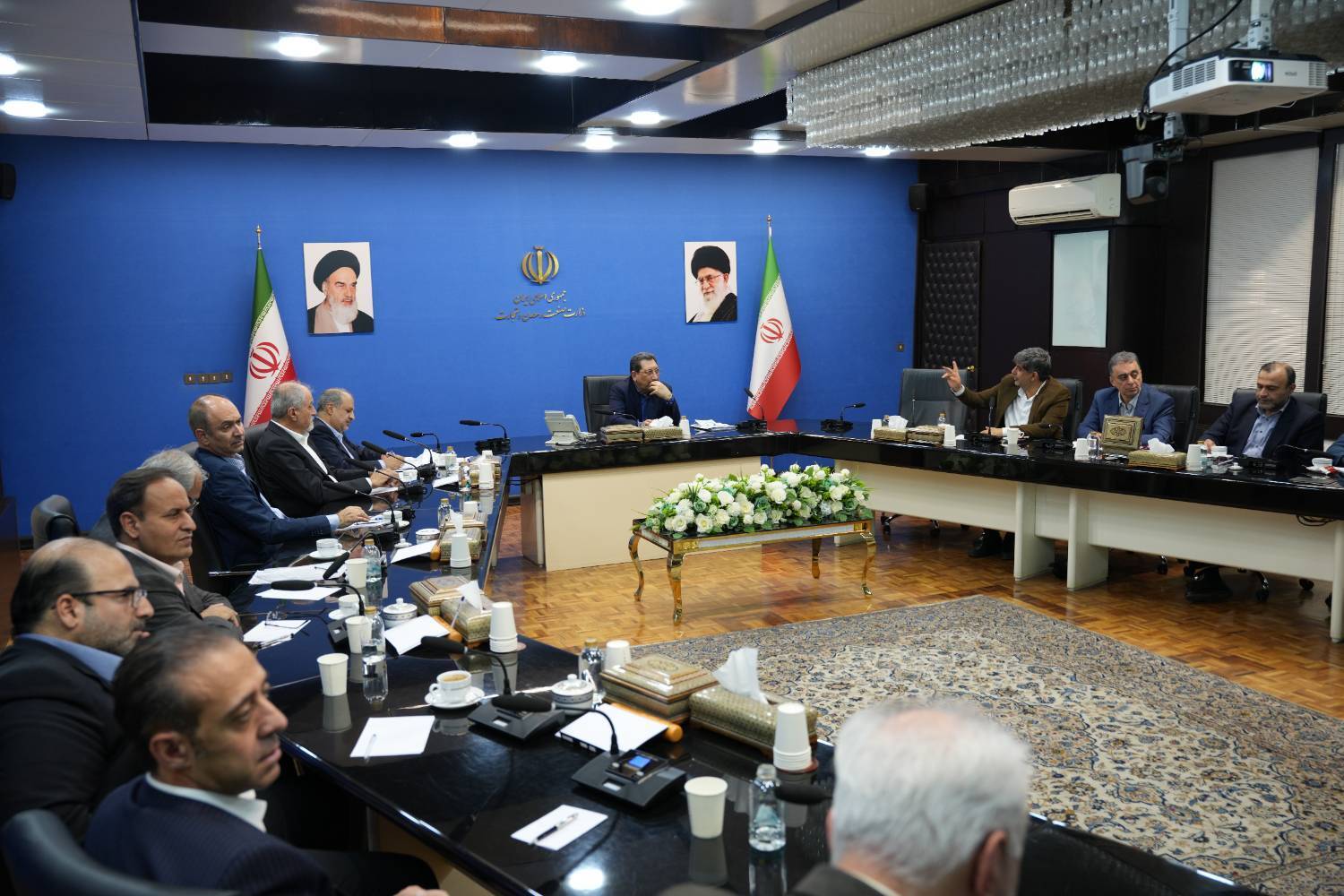 تأکید وزیر صمت بر خوداتکایی صنعت فولاد در تأمین انرژی تأکید وزیر صمت بر خوداتکایی صنعت فولاد در تأمین انرژی