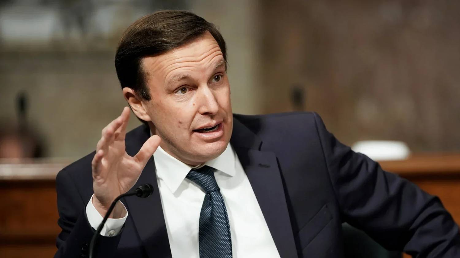 استفاده ترامپ از ونزوئلا برای انحراف افکار عمومی