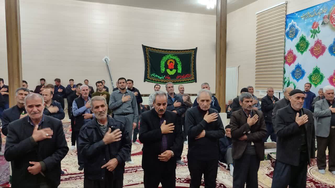 عزاداری مردم روستای تمای تکاب در ماتم دخت نبی مکرم اسلام (ص) عزاداری مردم روستای تمای تکاب در ماتم دخت نبی مکرم اسلام (ص)