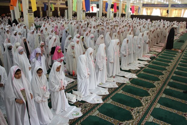 برگزاری جشن تکلیف دانش آموزان دختر سوم ابتدایی فهرج برگزاری جشن تکلیف دانش آموزان دختر سوم ابتدایی فهرج