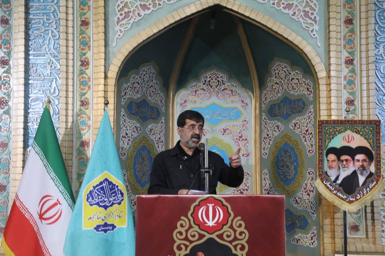 در تأمین نیازهای مردم هیچگونه کمبودی وجود ندارد در تأمین نیازهای مردم هیچگونه کمبودی وجود ندارد