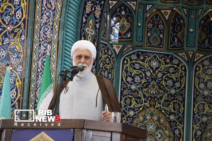 تاکید امام جمعه کیش بر ضرورت مواسات و صرفه جویی