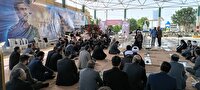 ادای احترام اهالی آبادان به مقام سردار شهید علیرضا تنگسیری