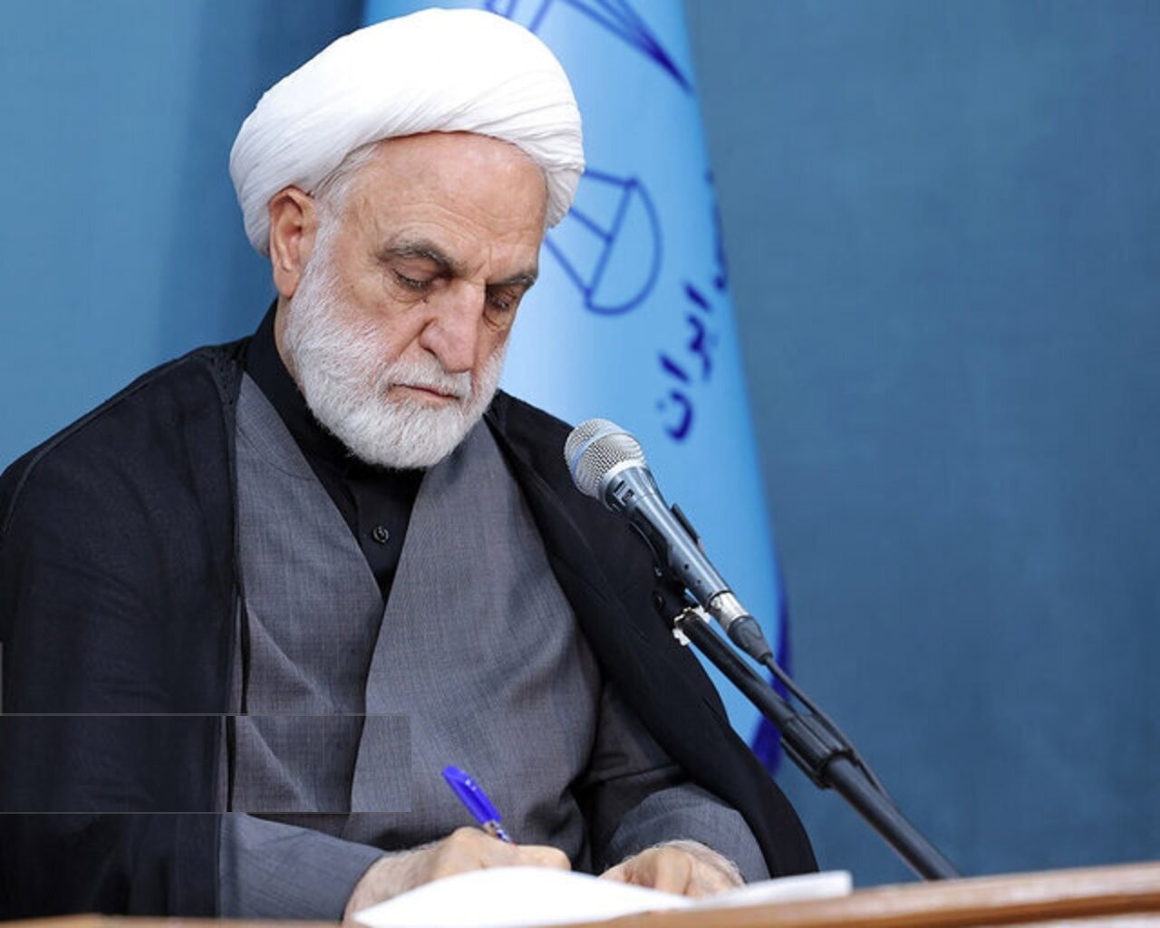 اژهای ارتحال امام جماعت مسجد جامع ابوذر تهران را تسلیت گفت اژهای ارتحال امام جماعت مسجد جامع ابوذر تهران را تسلیت گفت