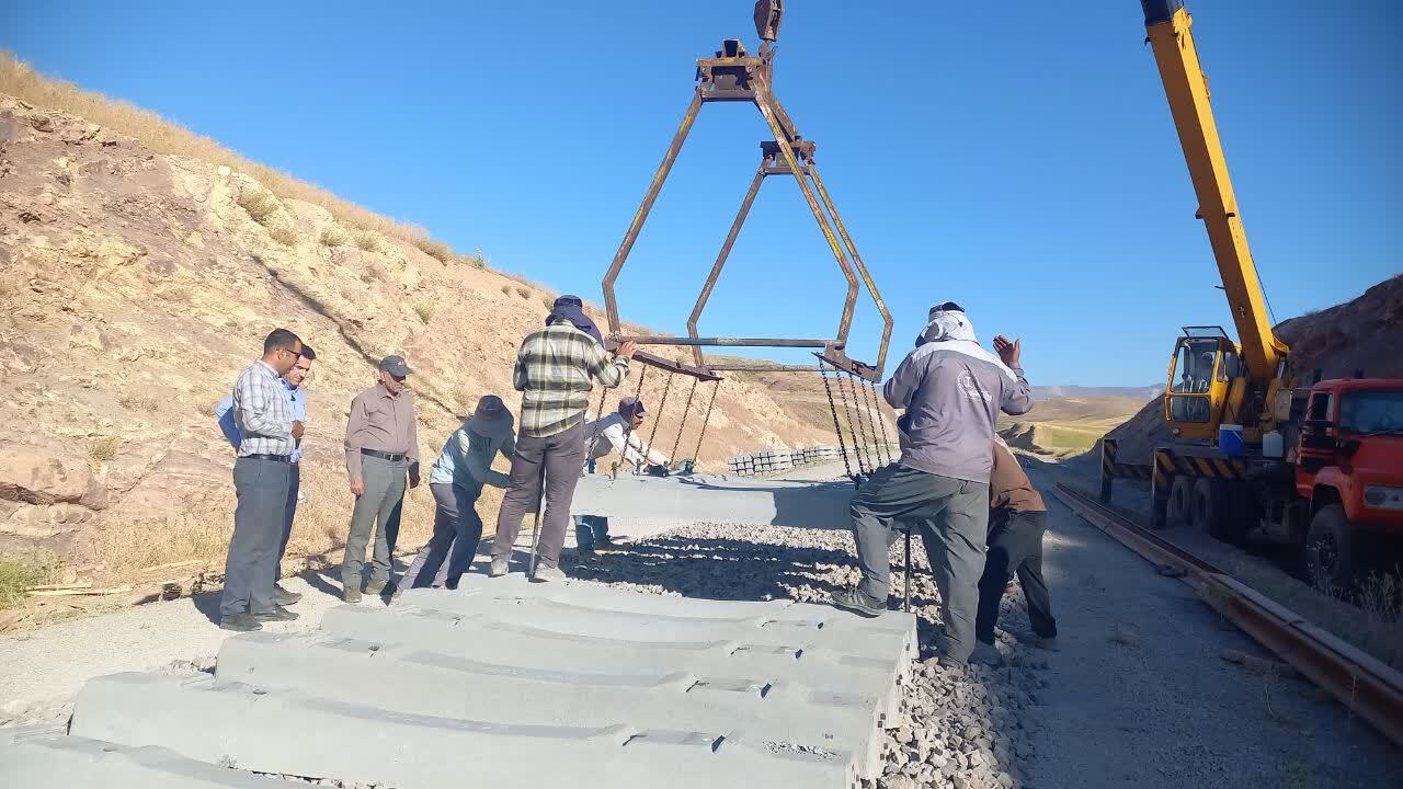اتصال ریلی کرمانشاه - بغداد، مهمترین اولویت توسعهای استان است اتصال ریلی کرمانشاه - بغداد، مهمترین اولویت توسعهای استان است