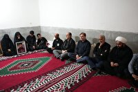 دیدار نایب رئیس مجلس با خانواده ۲ شهید در شهرستان‌های عسلویه و کنگان