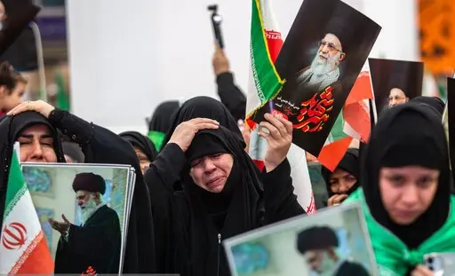 فارس در سوگ رهبر؛ تشریح برنامههای جامع بزرگداشت و اعزام سراسری از شیراز فارس در سوگ رهبر؛ تشریح برنامههای جامع بزرگداشت و اعزام سراسری از شیراز