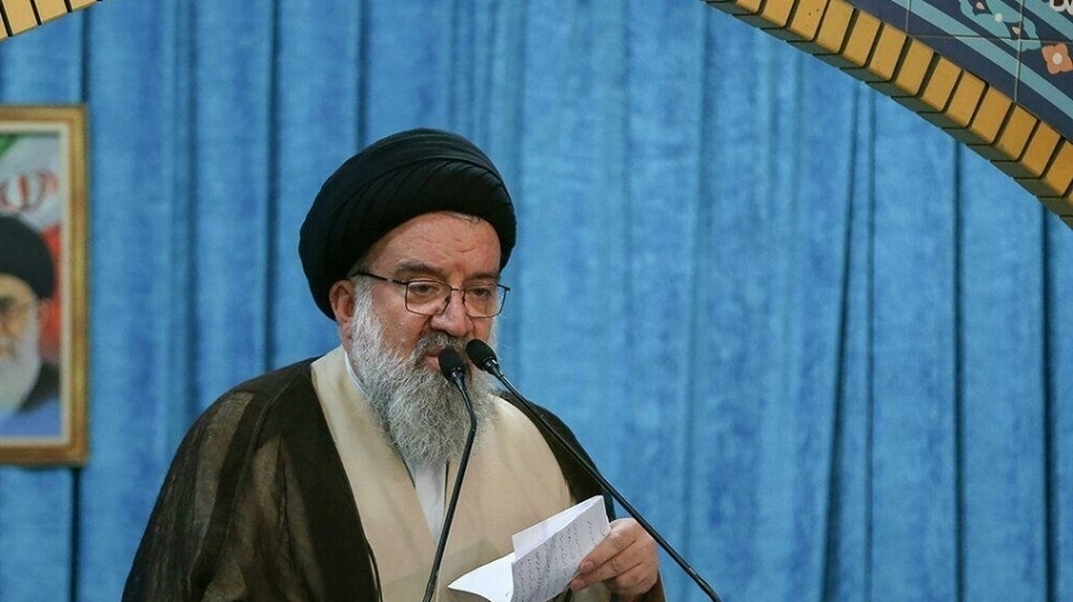 آیت الله خاتمی: خونخواهی رهبر شهید انقلاب خواست همگان است آیت الله خاتمی: خونخواهی رهبر شهید انقلاب خواست همگان است