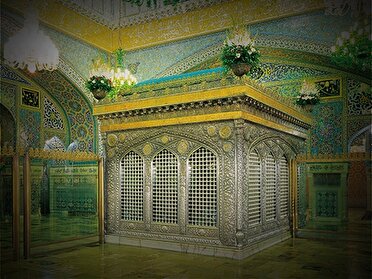 مراسم تدفین آقای شهید امت در حرم رضوی، بدون اختلال در روند زیارت مردم