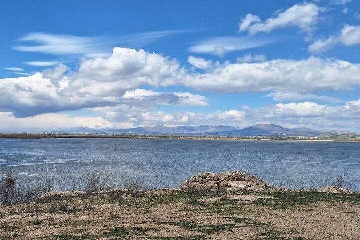 تالاب بینالمللی درگهسنگی نقده بهطور کامل آبگیری شد تالاب بینالمللی درگهسنگی نقده بهطور کامل آبگیری شد