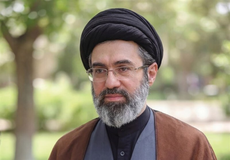 پیام رهبر معظم انقلاب به مناسبت تشییع و تدفین رهبر شهید ایران ؛ تا ساعتی دیگر