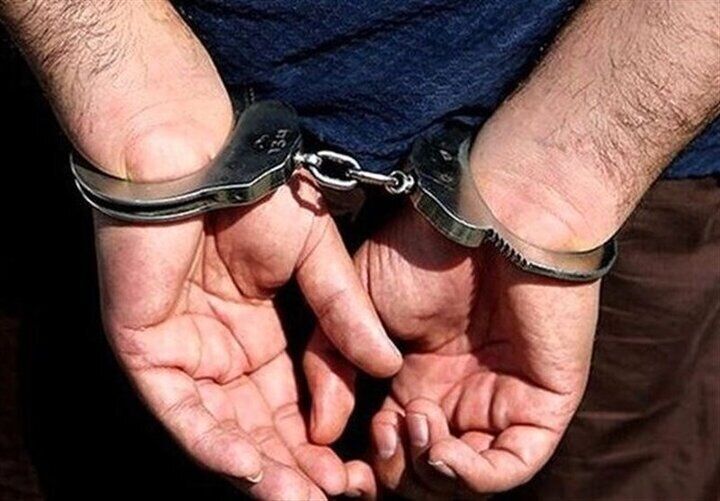 دستگیری قاتل افسر شهید انتظامی در نقطه صفر مرزی توسط مرزبانان دستگیری قاتل افسر شهید انتظامی در نقطه صفر مرزی توسط مرزبانان