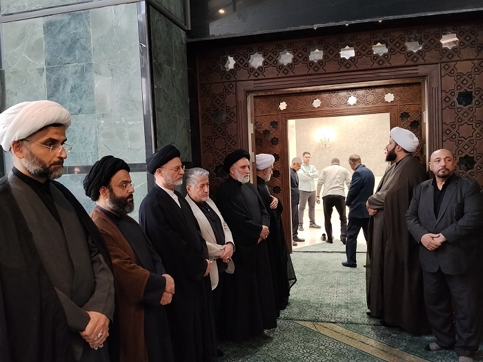 برگزاری مراسم گرامیداشت رهبر شهید انقلاب در دانشگاه آزاد