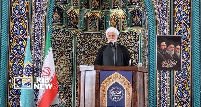 وحدت، بصیرت و پیروی از رهبری، راه عبور از چالش‌ها در کشور
